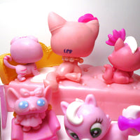 Littlest Pet Shop Rare Pink Sitting cat #2593 with unique and cute accessories plus minis My Cute Cheap Store