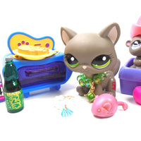 Littlest Pet Shop gray walking cat #1059 with a cute Gerbil and accessories