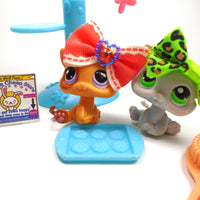 Littlest Pet Shop Kitten #2414 and #88 with cute accessories