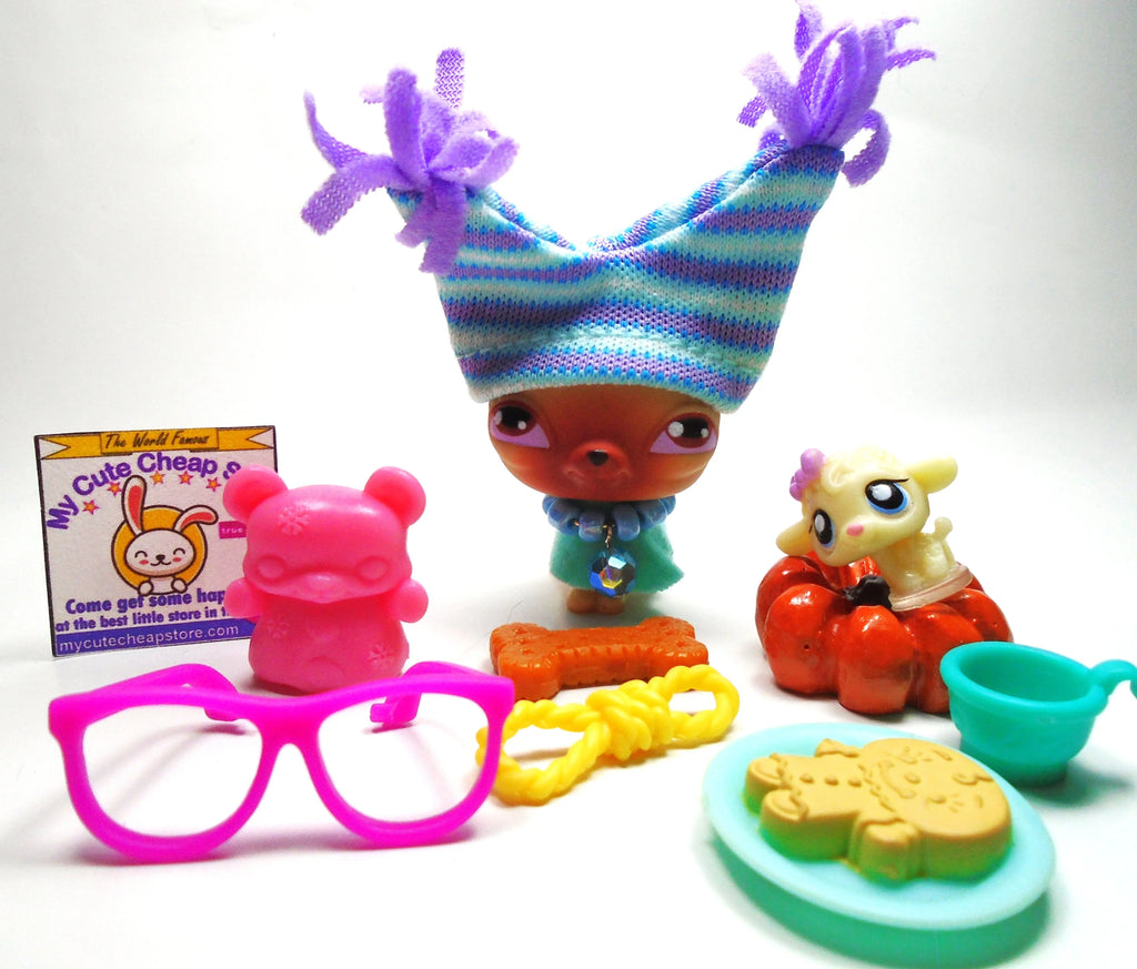 Littlest Pet Shop Chihuahua dog #1 with cute accessories My Cute Cheap Store