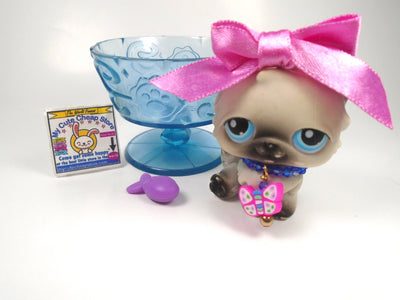 Littlest Pet Shop Persian cat #60 with accessories