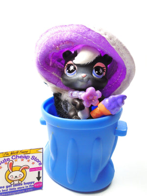 Littlest Pet Shop Fuzzy Tail Skunk #641 with cute accessories My Cute Cheap Store