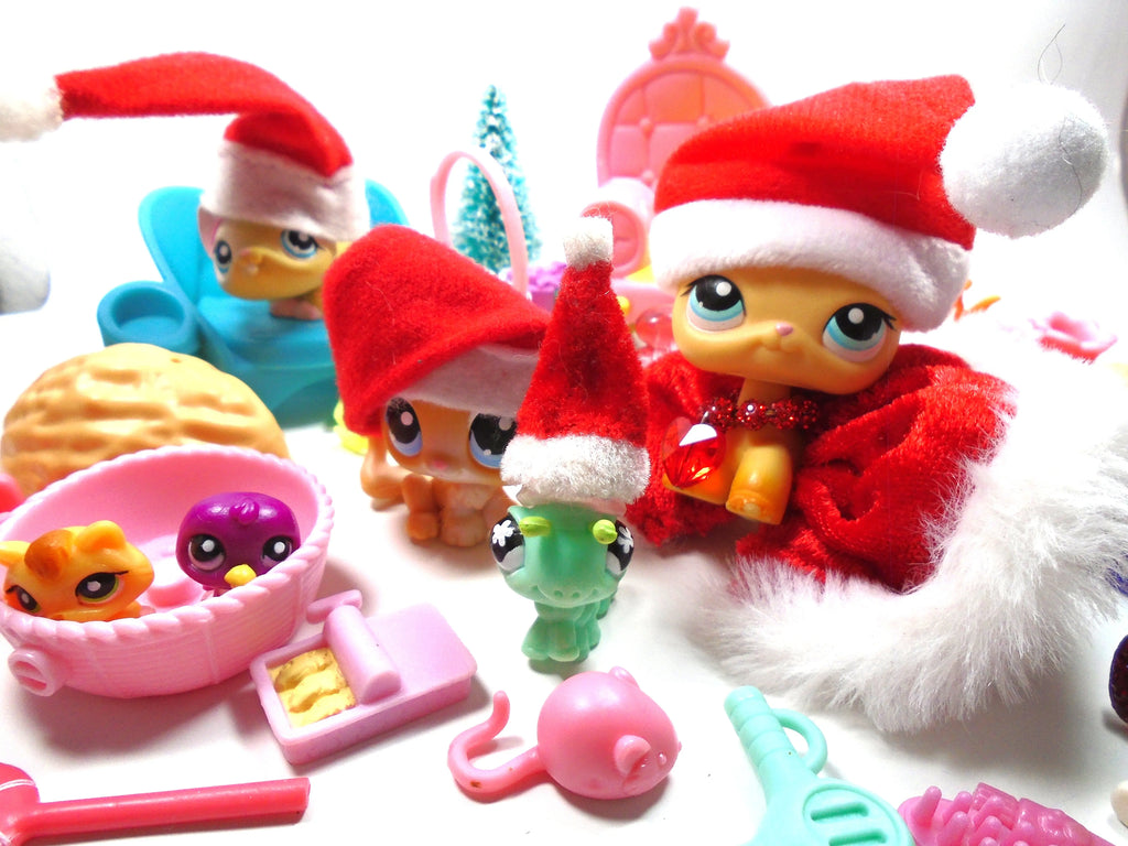 Littlest Pet Shop short hair cat #339 "Brooke" with caterpillar Mimi and cute accessories My Cute Cheap Store