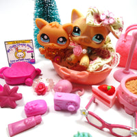 Littlest Pet Shop short hair cat #886 and kitten # 1371 with cute and unique accessories My Cute Cheap Store