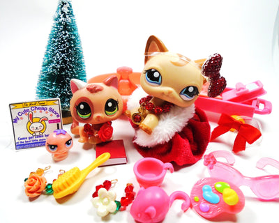 Littlest Pet Shop short hair cat #1024 and a kitten #1818 with cute accessories My Cute Cheap Store
