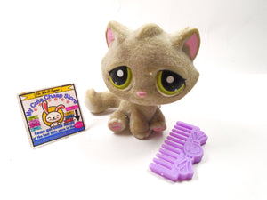 Littlest Pet Shop Flocked Tabby cat #323 with a hair brush