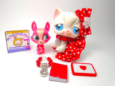Littlest Pet Shop White Angora Cat #9 with cute accessories authentic My Cute Cheap Store
