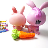 Littlest Pet Shop set of 2 cute bunnies with a carrot