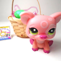 Littlest Pet Shop Pig #259 with a cute Easter Basket