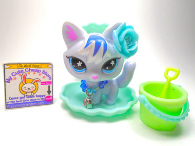Littlest Pet Shop G7 Series 4 Blue Arctic Fox #241 with cute accessories - My Cute Cheap Store