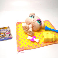 Littlest Pet Shop Boxer puppy #1534 with cute accessories