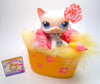 Littlest Pet Shop White Short Hair Cat #64 with cute accessories authentic