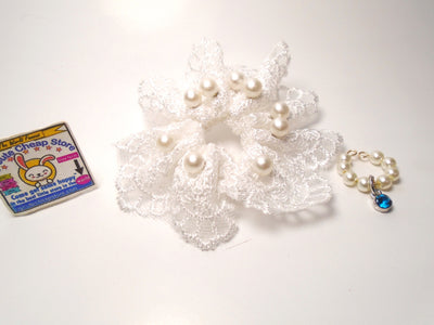 Beautiful set of Skirt and random necklace for LPS