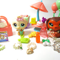 Littlest Pet Shop Dachshund #675 "Savvy" and Owl with cute and unique accessories