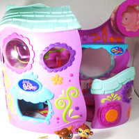 Littlest Pet Shop Gym with accessories and  2 pets