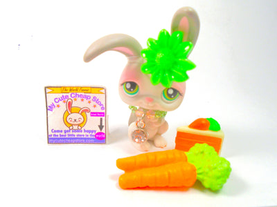 Littlest Pet Shop White Grey Bunny Rabbit #211 with cute accessories - My Cute Cheap Store