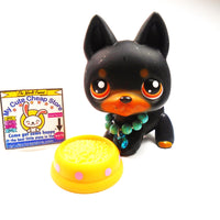 Littlest Pet Shop Doberman dog #92 with accessories