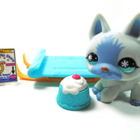 Littlest Pet Shop German Shepard #689 with accessories