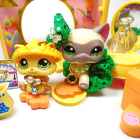 Littlest Pet Shop short hair cat # 1116 and kitten #1649 with unique accessories