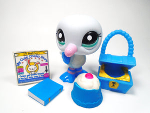 Littlest Pet Shop Seagull #2269 with accessories