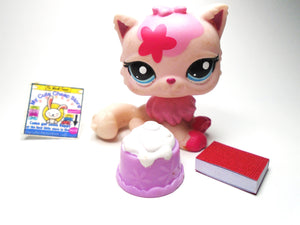 Littlest Pet Shop Rare Persian cat #2532 with accessories