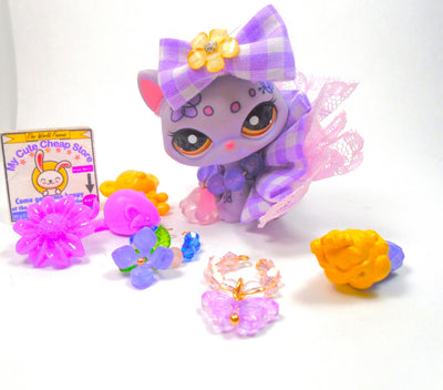 Littlest Pet Shop Purple Deco Walking Destiny Cat No # with cute accessories