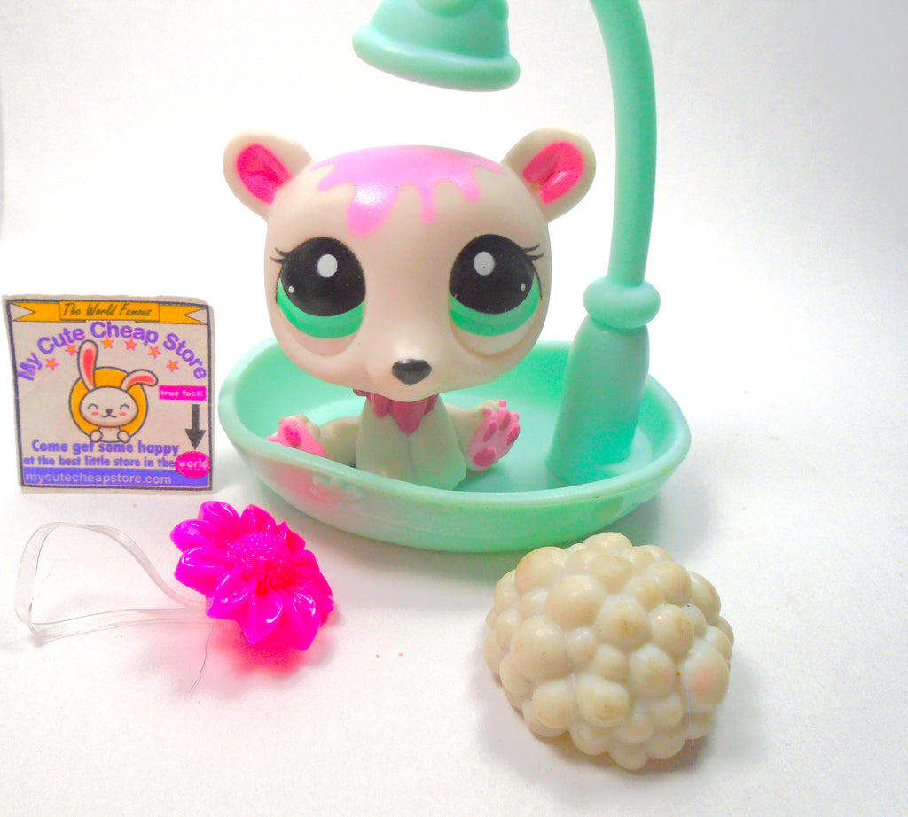 Littlest Pet Shop White Polar Bear #2298 with accessories Authentic