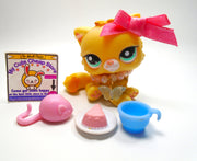 Littlest Pet Shop Rare Persian cat #2063 with cute accessories Authentic