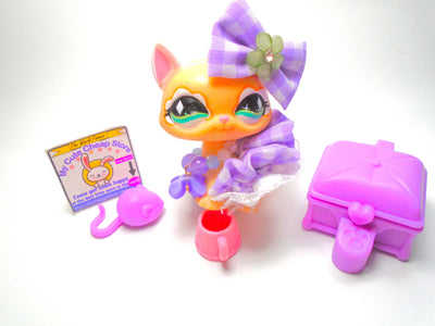 Littlest Pet Shop Glitter Walking Destiny Cat #626 with cute accessories