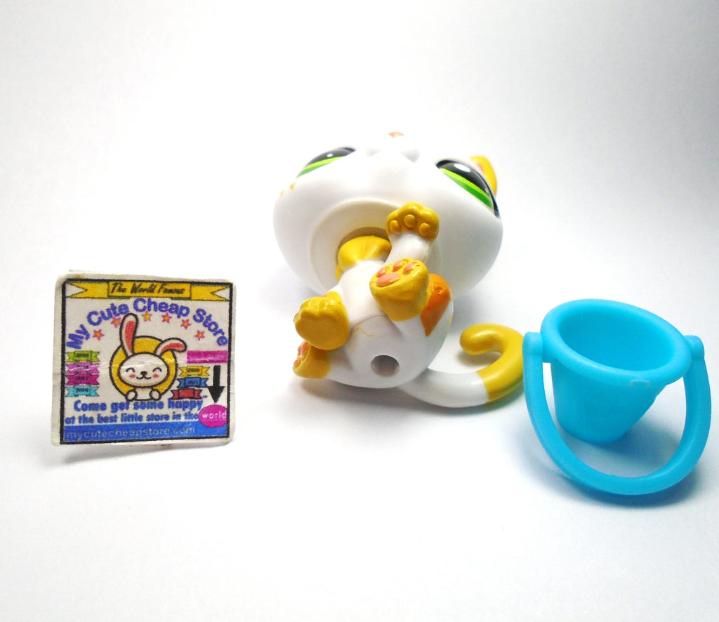 Littlest Pet Shop Gen 7 Calico cat #39 with a bucket My Cute Cheap Store