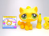 Littlest Pet Shop Yellow BonBon Sitting Cat #920 & cute accessories authentic